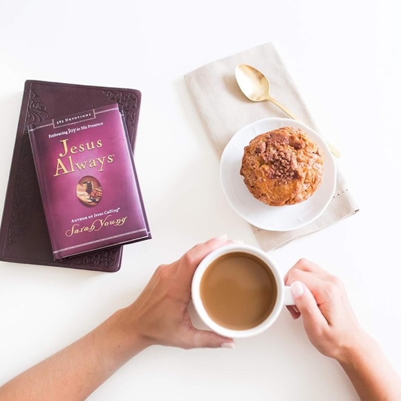 KJV Bible & Jesus Always book set - Picture 9 of 10